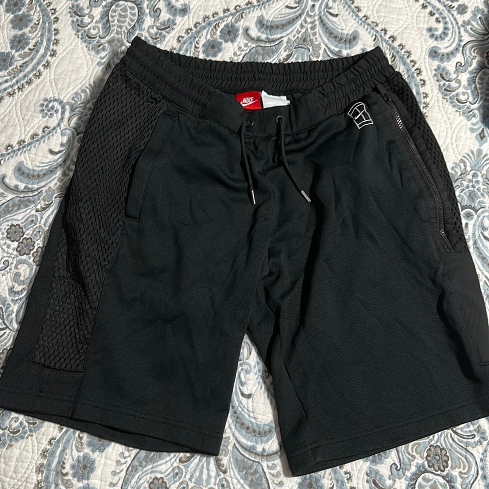 Men’s Nike Athletic Shorts Size XL